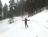 Tina im Schneetreiben beim Langlauf