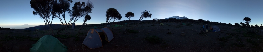 Bild 5 Shira Camp, Blick auf Kilimanjaro und Mount Meru, Kilimanjaro 2018_2
