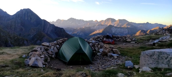 17 der wahrscheinlich beste Zeltplatz des Gr10 (Ref. de Bayssellance)